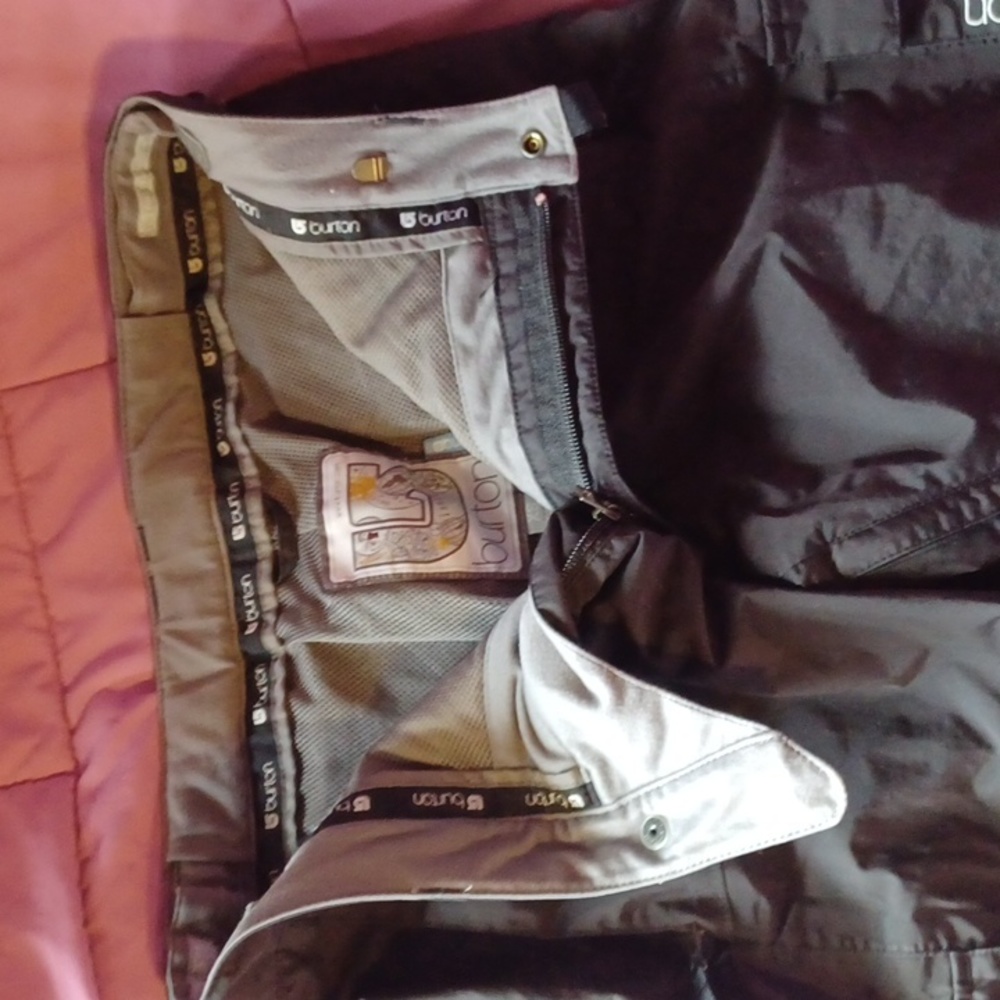 Burton small snow pants. Black.